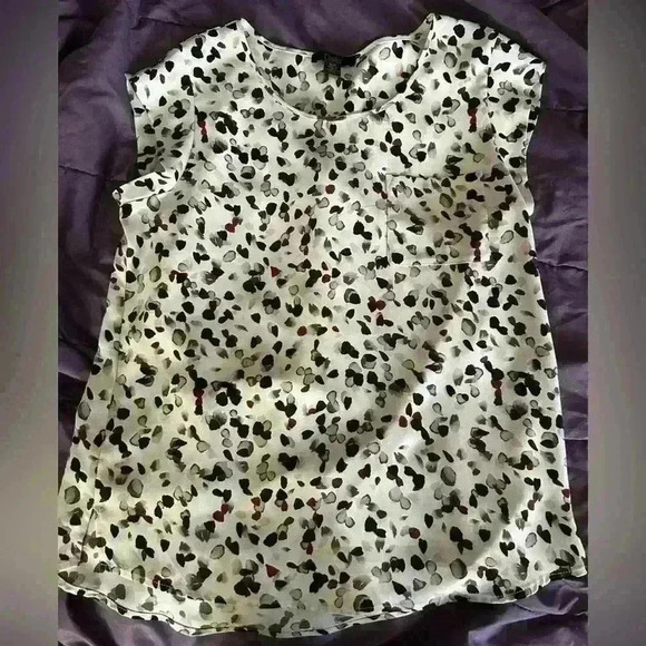 Dalia sleeveless blouse white with purple dots size small - Picture 2 of 5